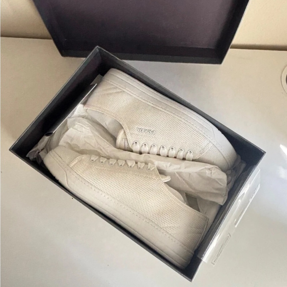 NIB Prada Caltazure Donna Low Top White Canvas Sneakers - Picture 4 of 14